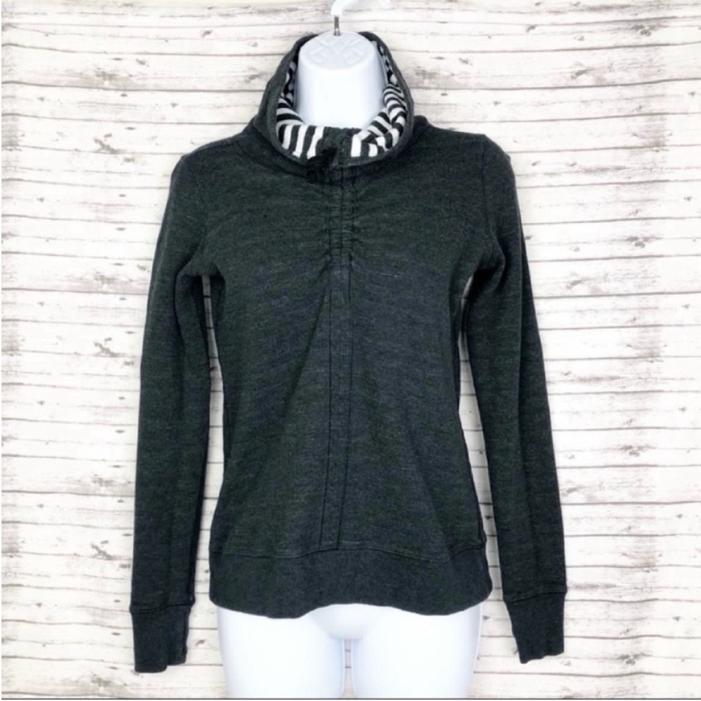 Lululemon In A Cinch Reversible Black White Stripe Long Sleeve Tee Funnel Neck